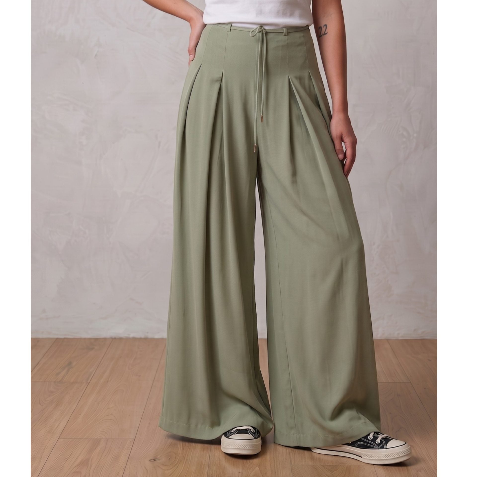 Cloud Walk LightFlow Loose Fit High Waist Pant