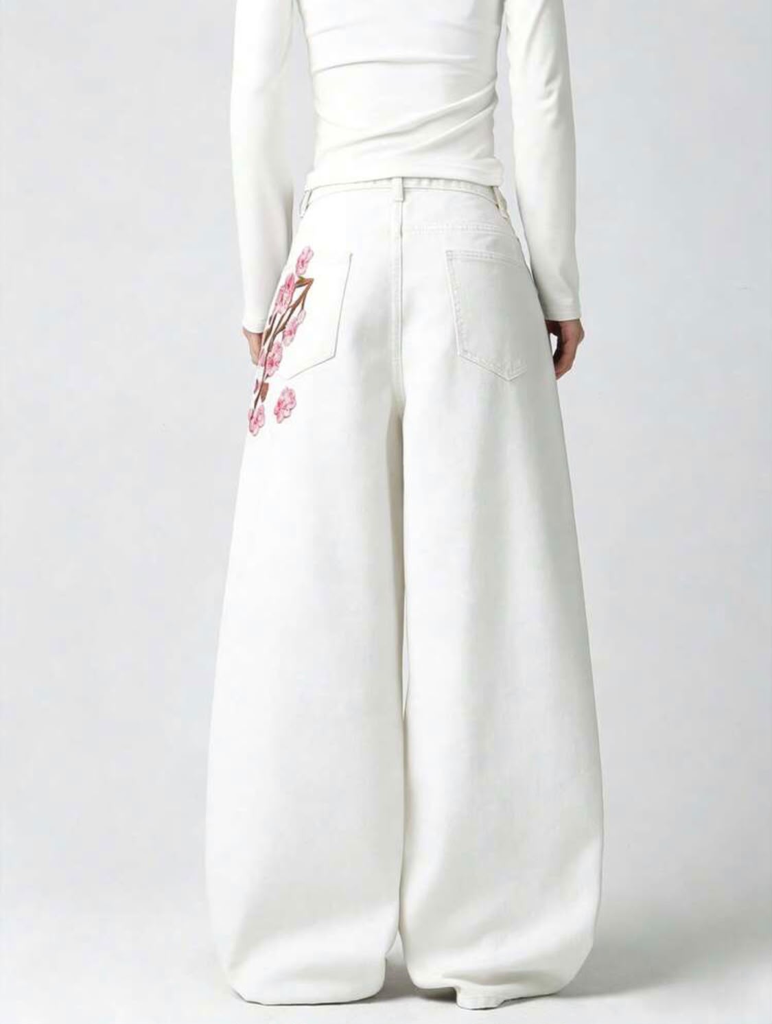 *Best Seller" Flowers Printed White Jeans