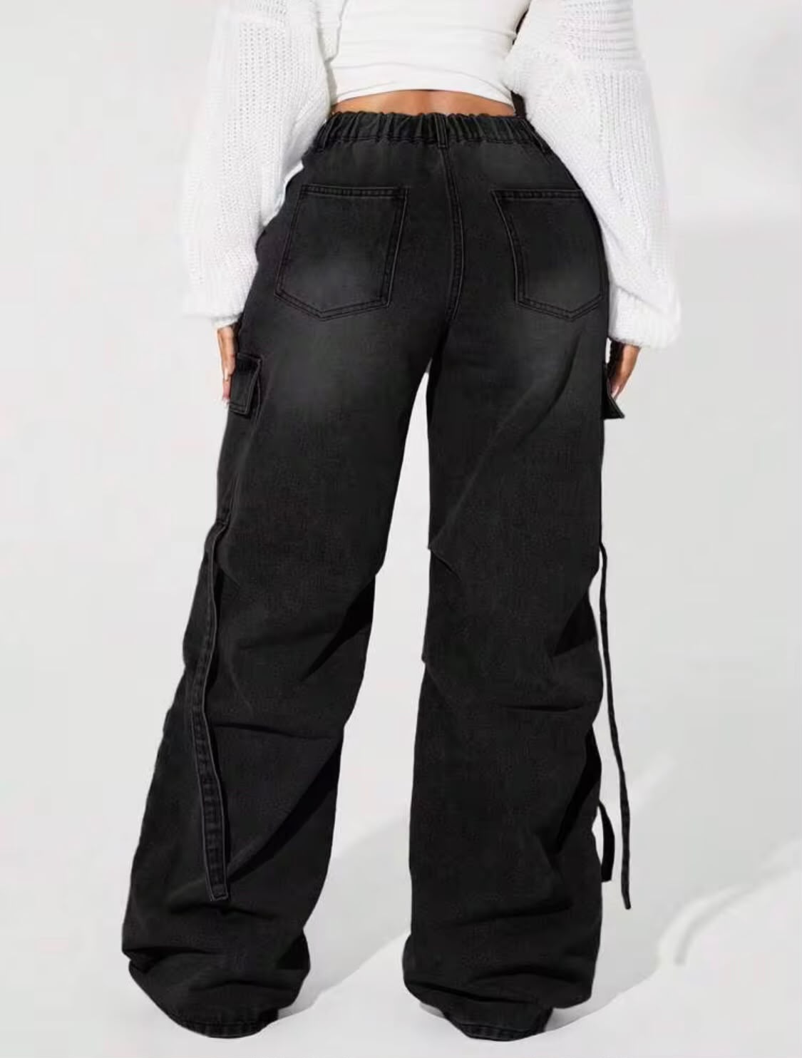 "Daisy" Multipocket Black Cargo Pant