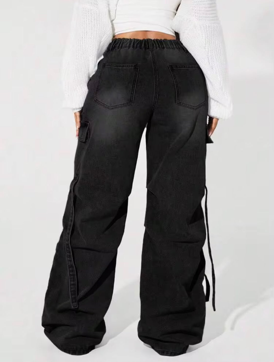 "Daisy" Multipocket Black Cargo Pant