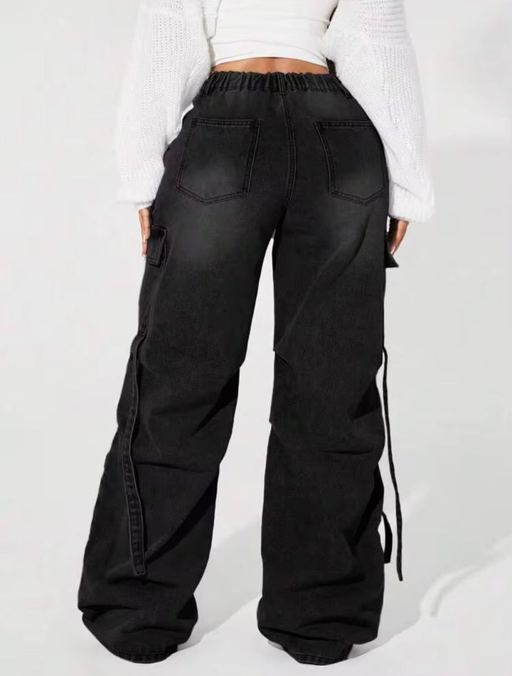 "Daisy" Multipocket Black Cargo Pant