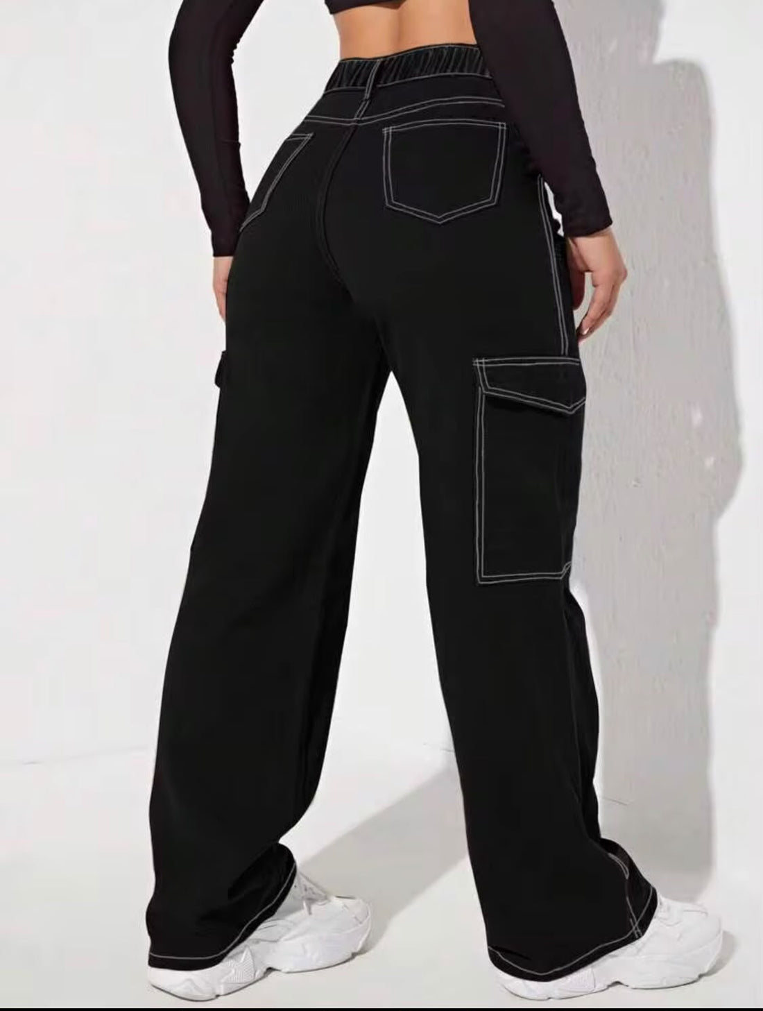 "Sparkle" Multipocket Thread Black Cargo Pant