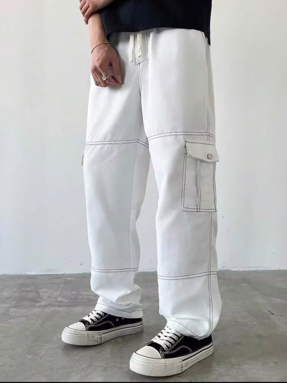 "Martin" Multipocket White Cargo Pant