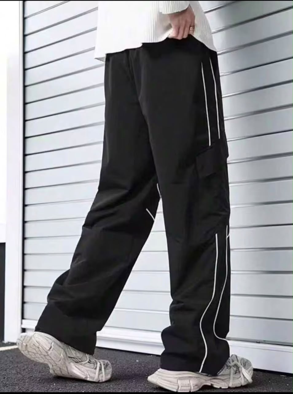 "Victor" Multipocket Black Cargo Pant