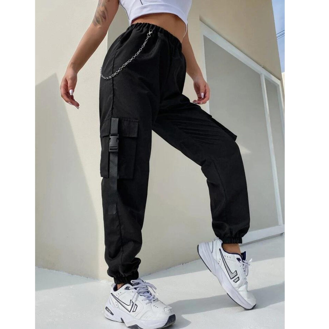 MultiPocket Black Cargo Pant