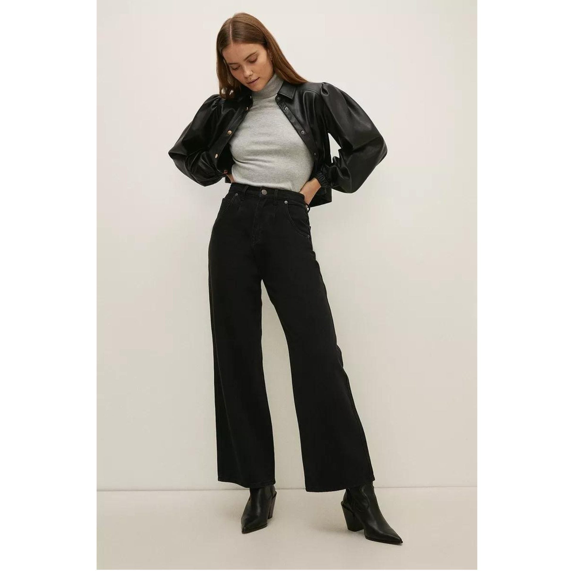 *New Arrival* Short Length Wide Leg Black High Waist Jeans